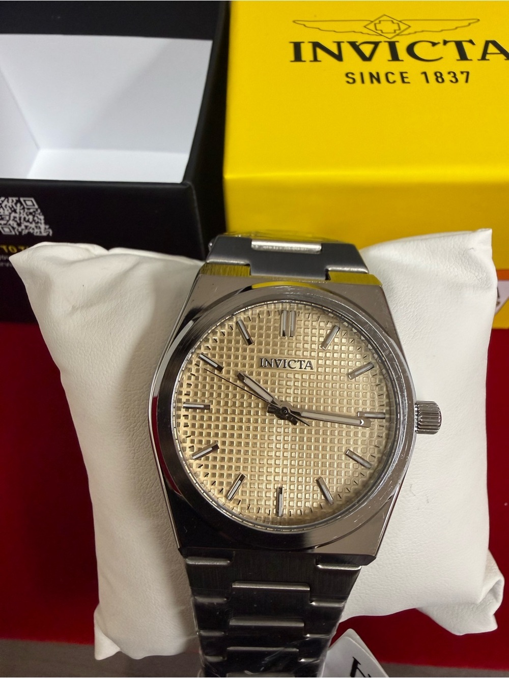 NEW Invicta Speedway 48393 Mens Watch, Silver/champagne 40mm, 50m water res.